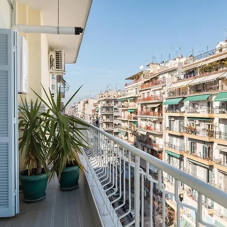 Apartment Beourguest#1 Bright Thessaloniki